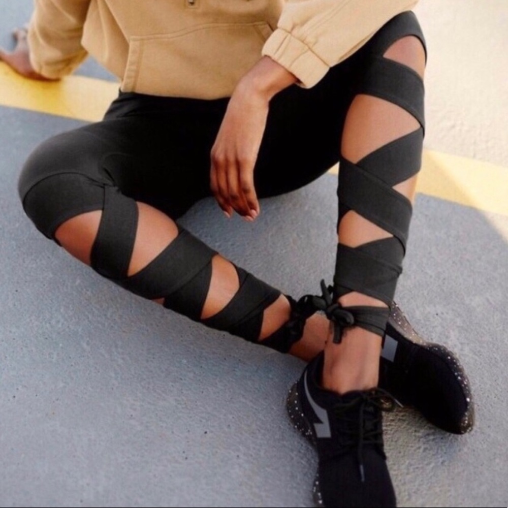 NWT FREE PEOPLE LEGGINGS